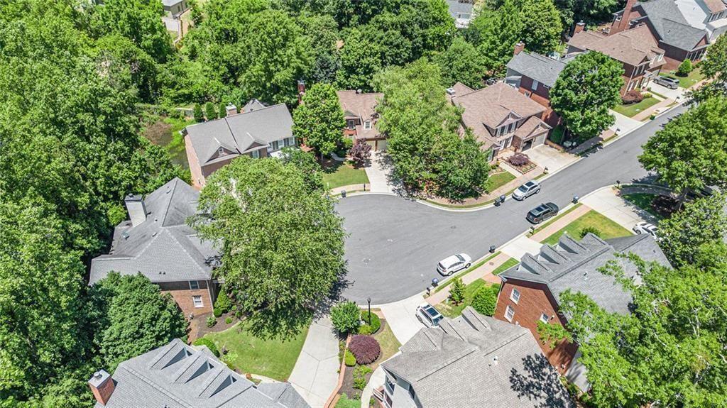 1600 Heritage Trail