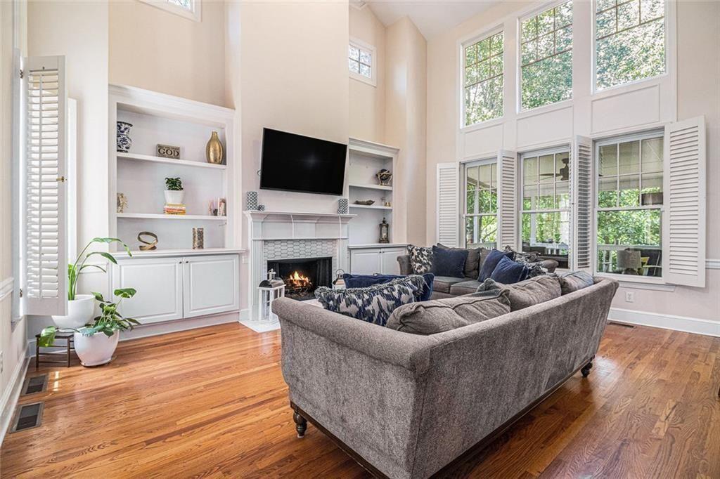 1600 Heritage Trail