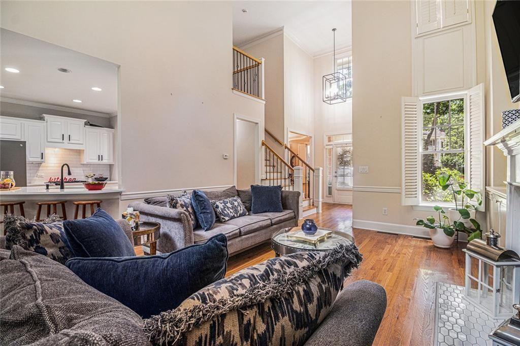 1600 Heritage Trail