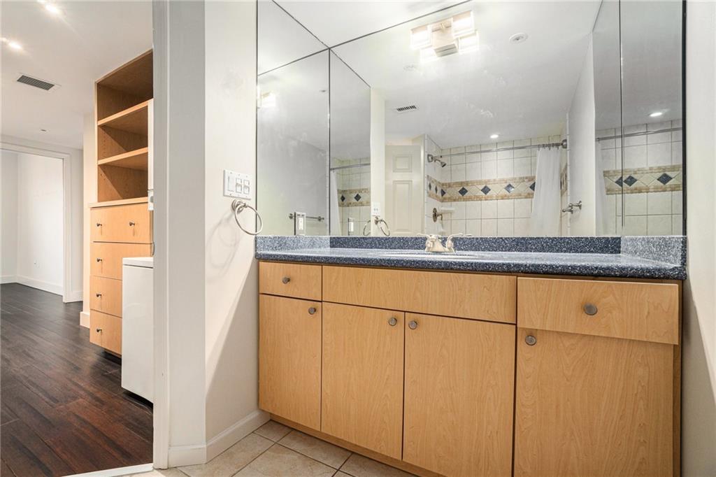 199 14th Street Street NE Unit 704