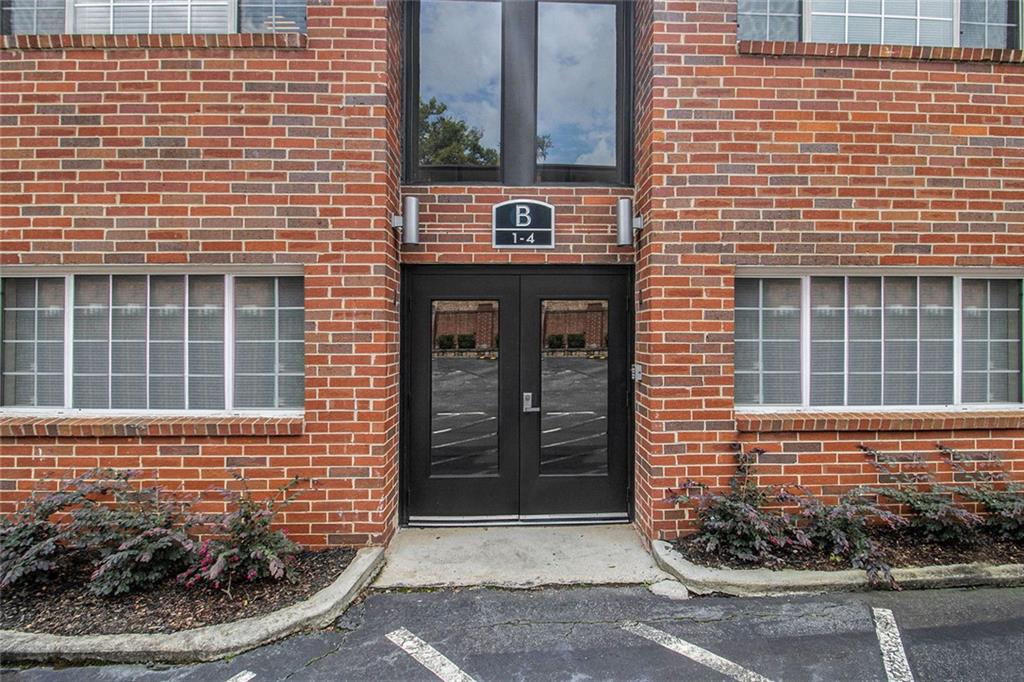 1705 Monroe Drive NE Unit B4