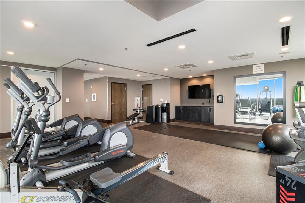 855 Peachtree Street NE Unit 2002