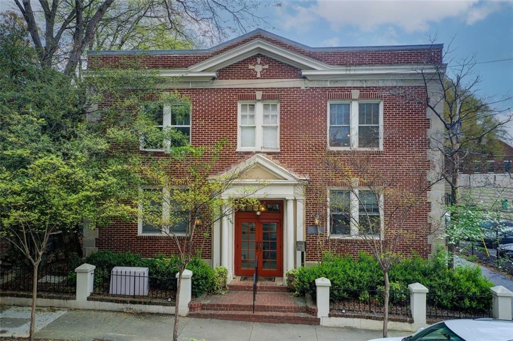 733 Frederica Street NE Unit 12