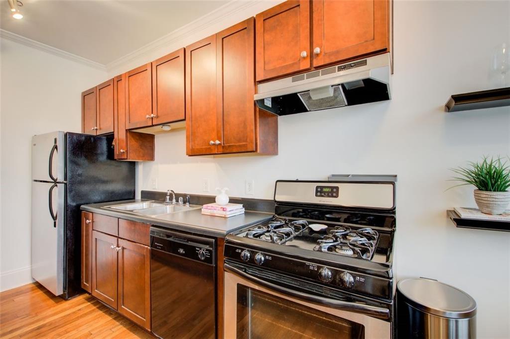 733 Frederica Street NE Unit 12