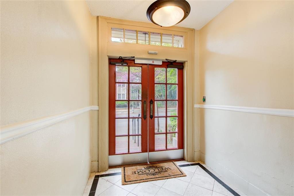 733 Frederica Street NE Unit 12
