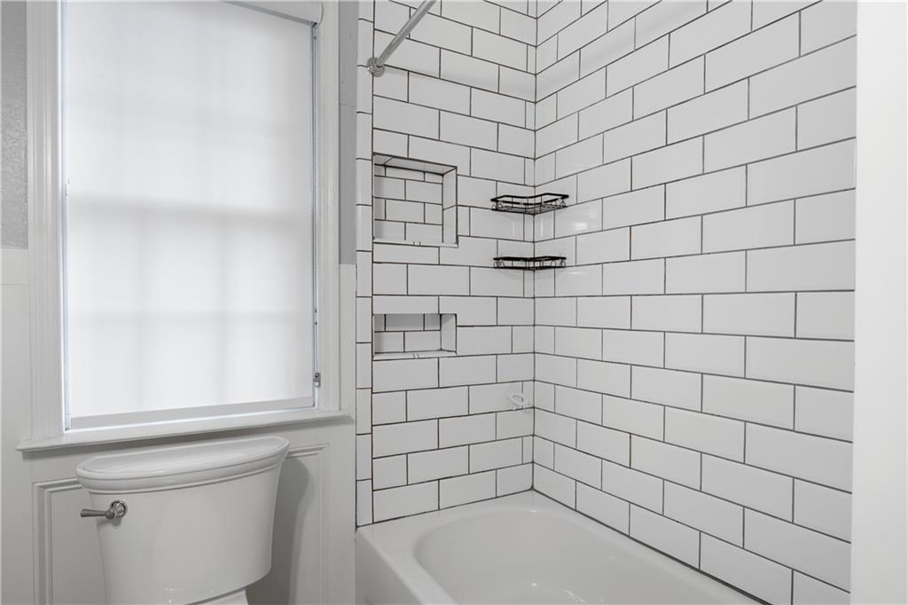 115 Peachtree Memorial Drive NW Unit B3