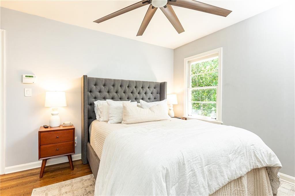 1295 Lindenwood Lane NE