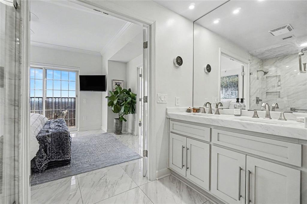 195 14th Street NE Unit 2806