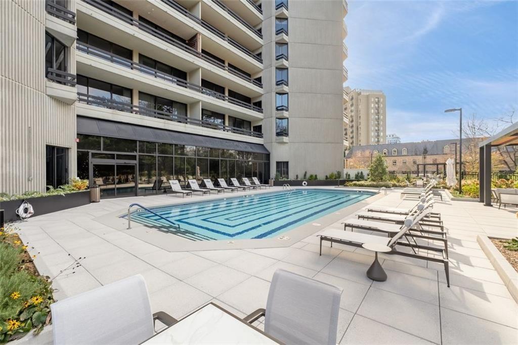 2660 Peachtree Road NW Unit 9G