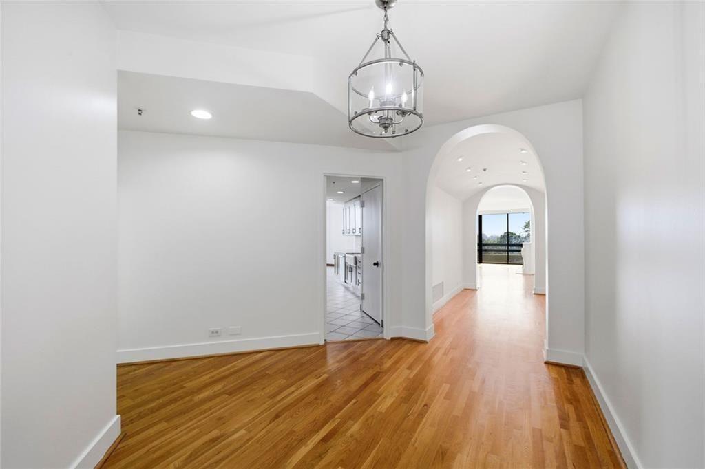 2660 Peachtree Road NW Unit 9G