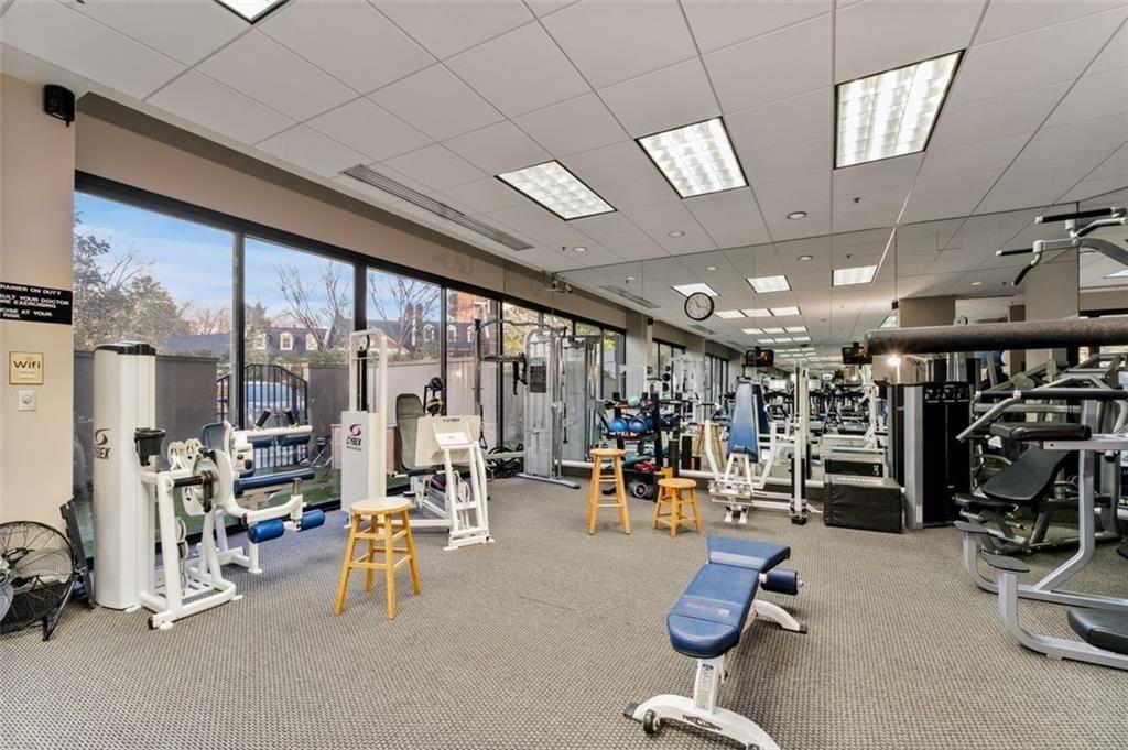 2660 Peachtree Road NW Unit 9G