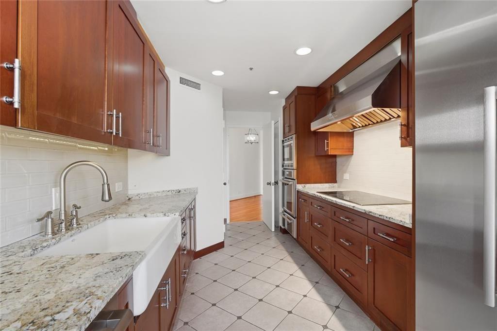 2660 Peachtree Road NW Unit 9G