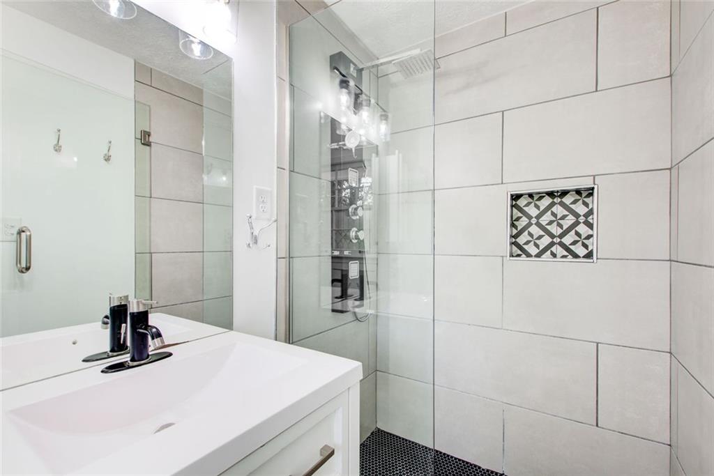 3553 Sandy Woods Lane