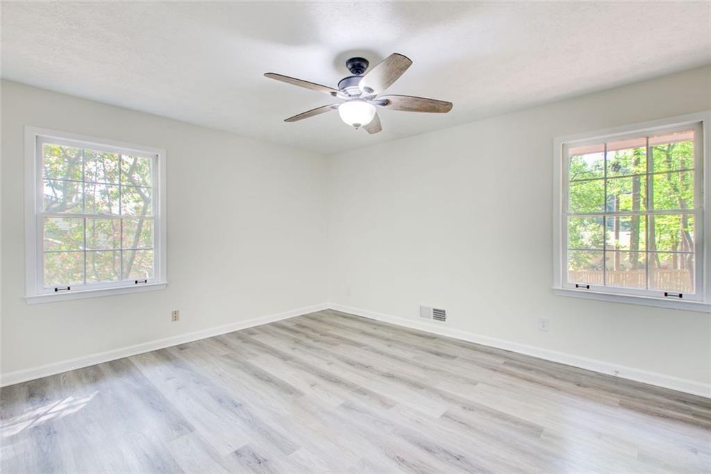 3553 Sandy Woods Lane