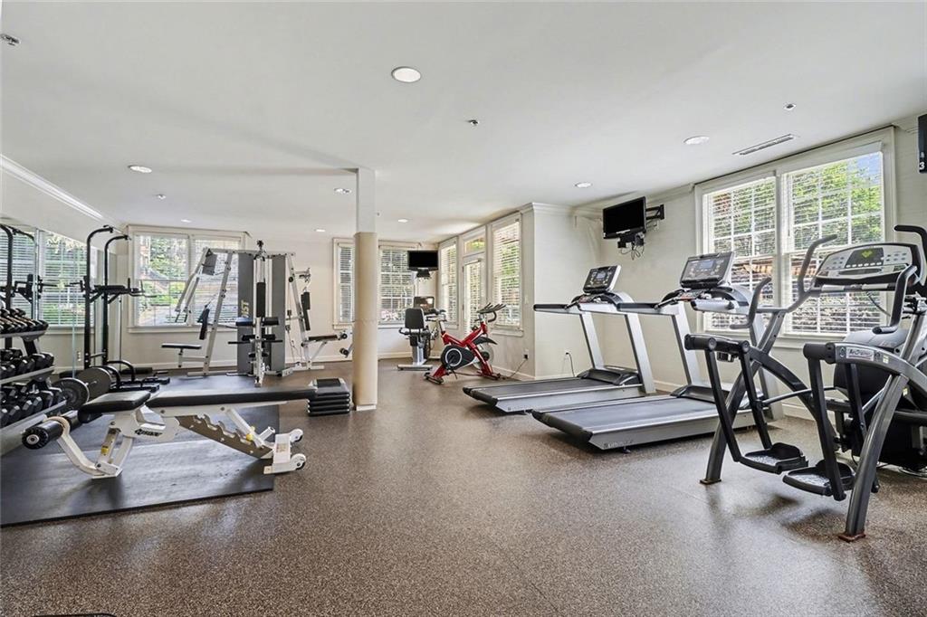 1735 Peachtree Street NE Unit 216