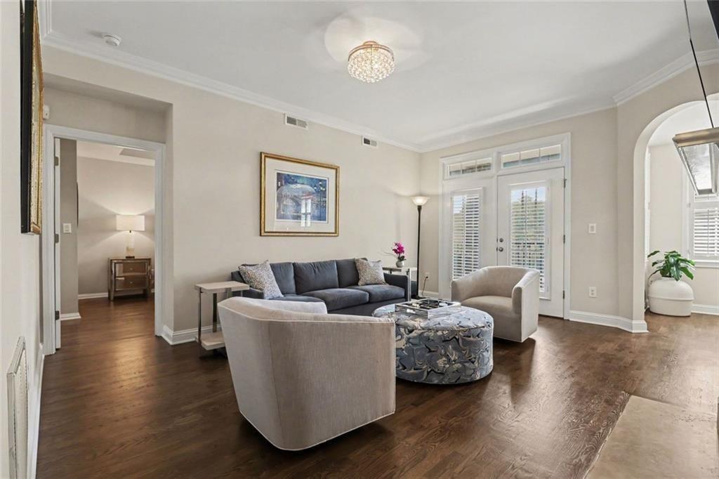 1735 Peachtree Street NE Unit 216