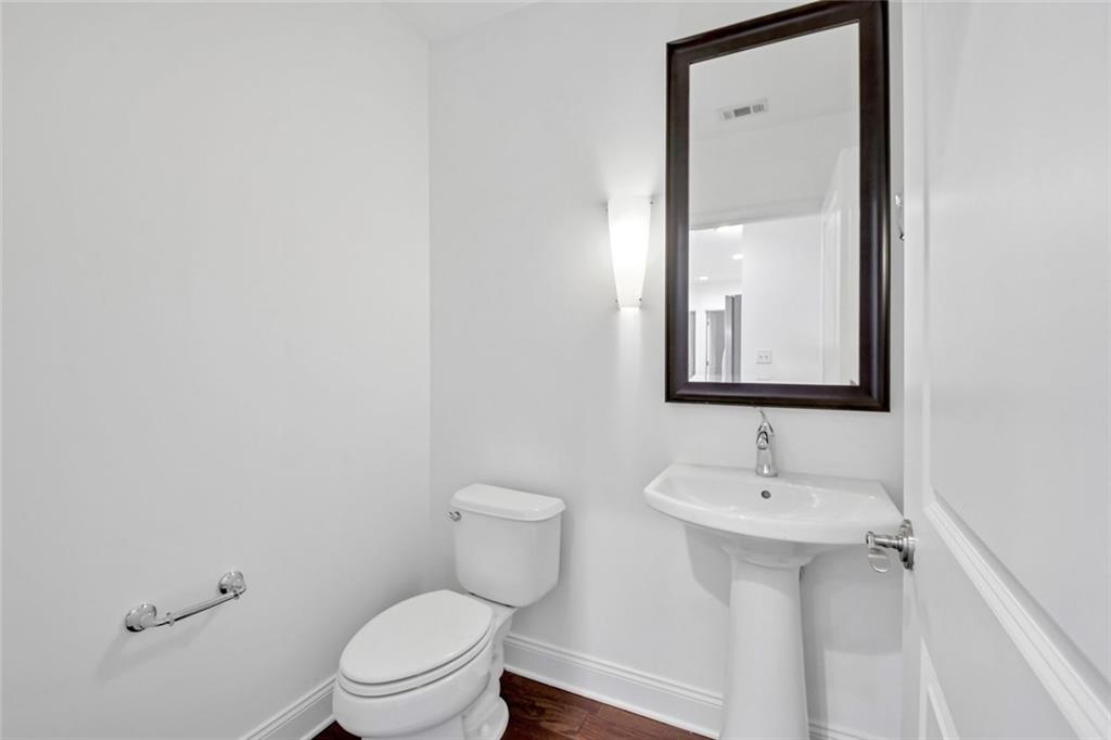 270 17th Street NW Unit 2010
