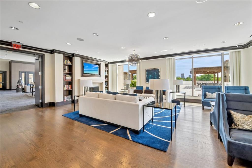 270 17th Street NW Unit 2010