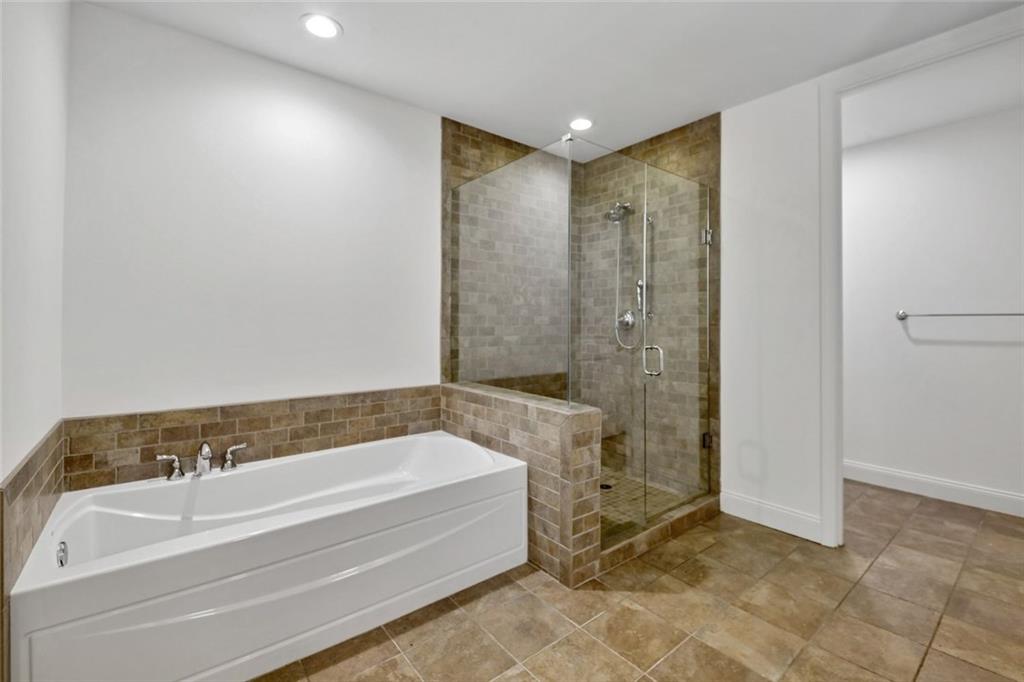 270 17th Street NW Unit 2010