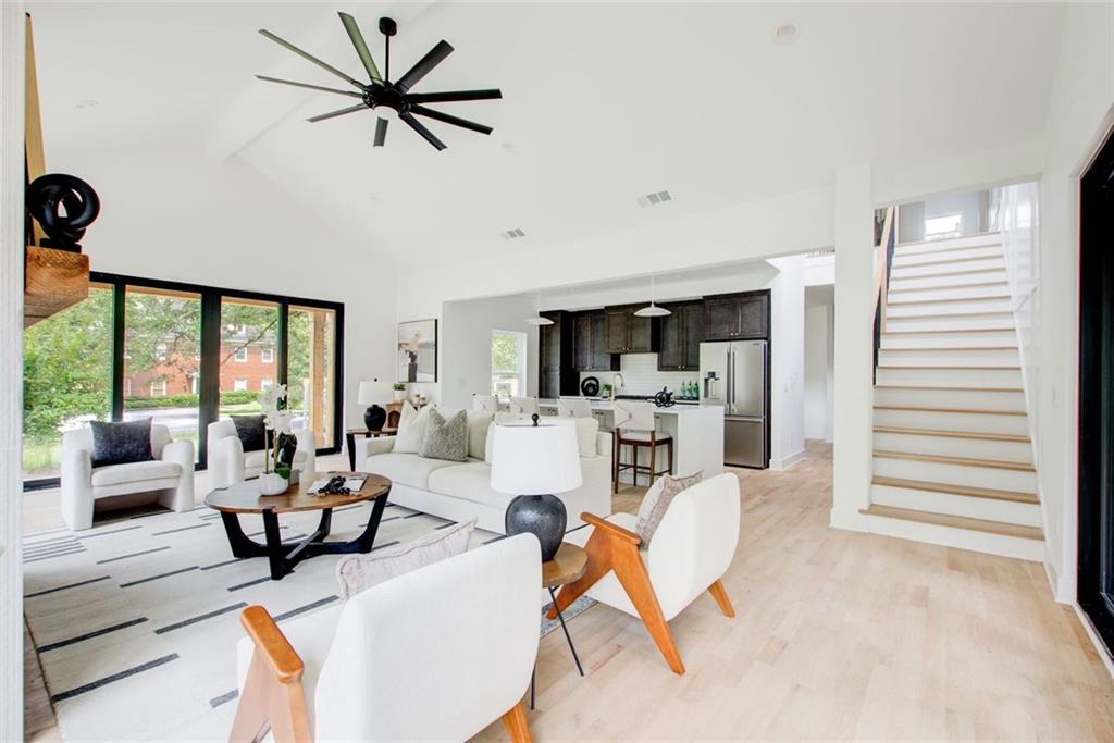 4043 Comanche Drive