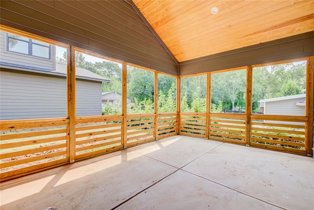 4043 Comanche Drive