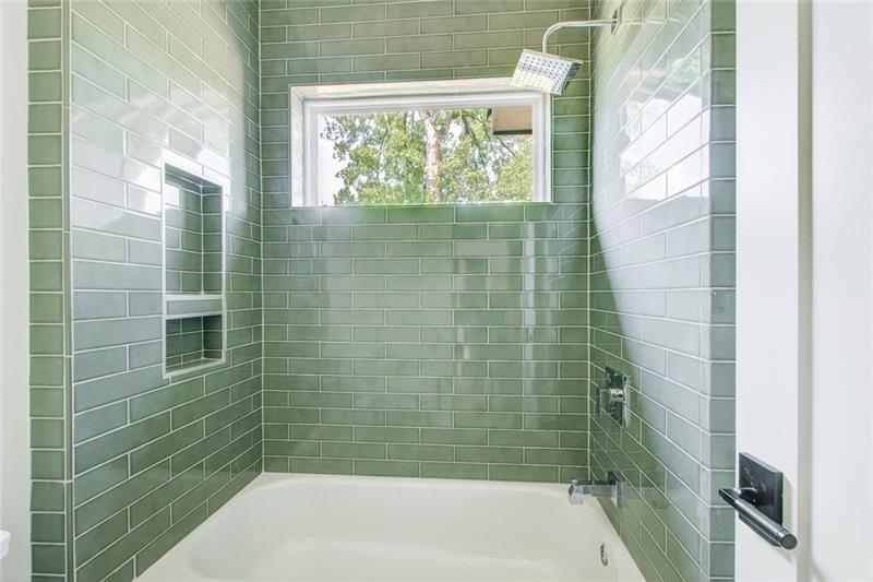 4043 Comanche Drive