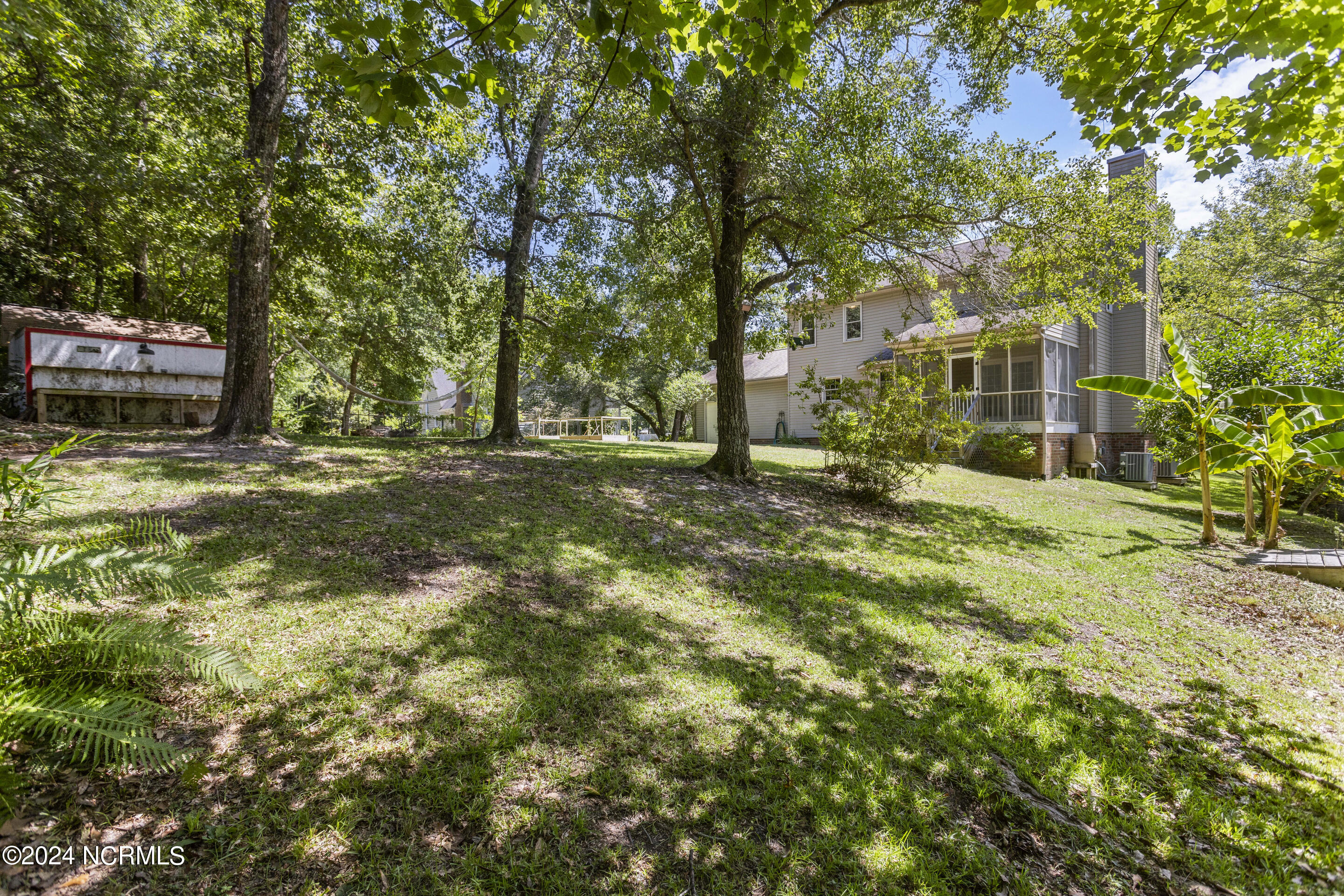 2640 Middle Sound Loop Road