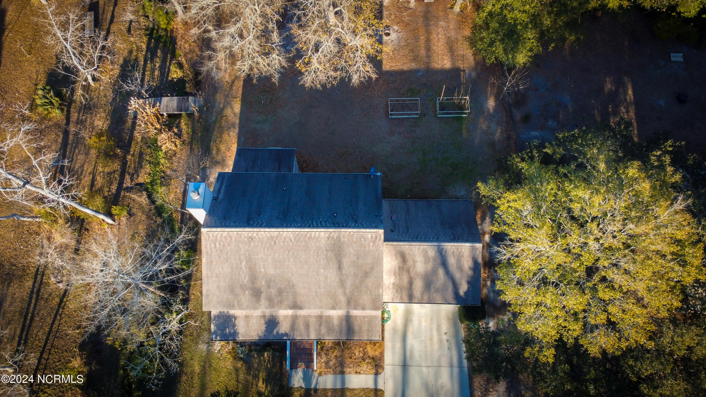 2640 Middle Sound Loop Road