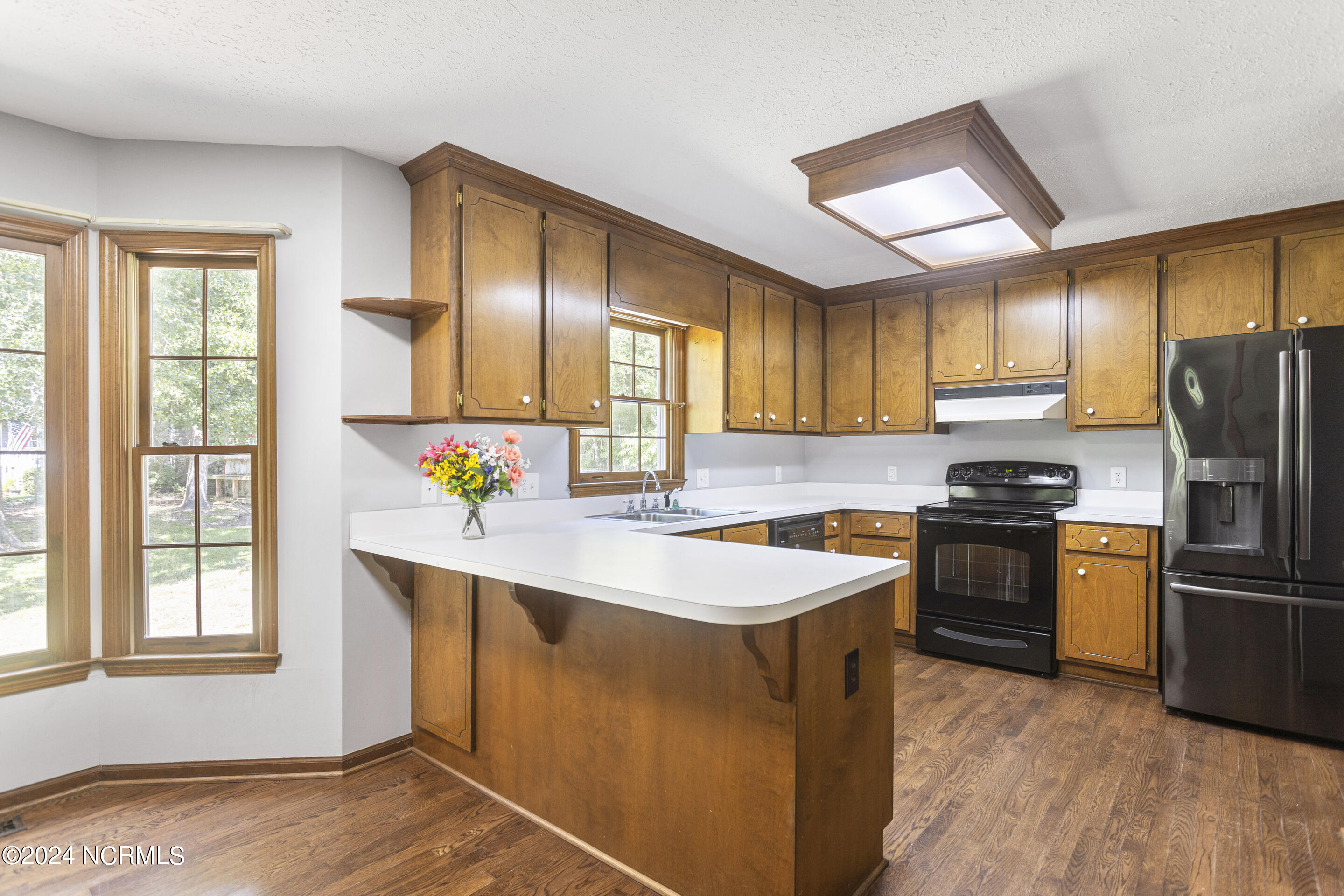 2640 Middle Sound Loop Road