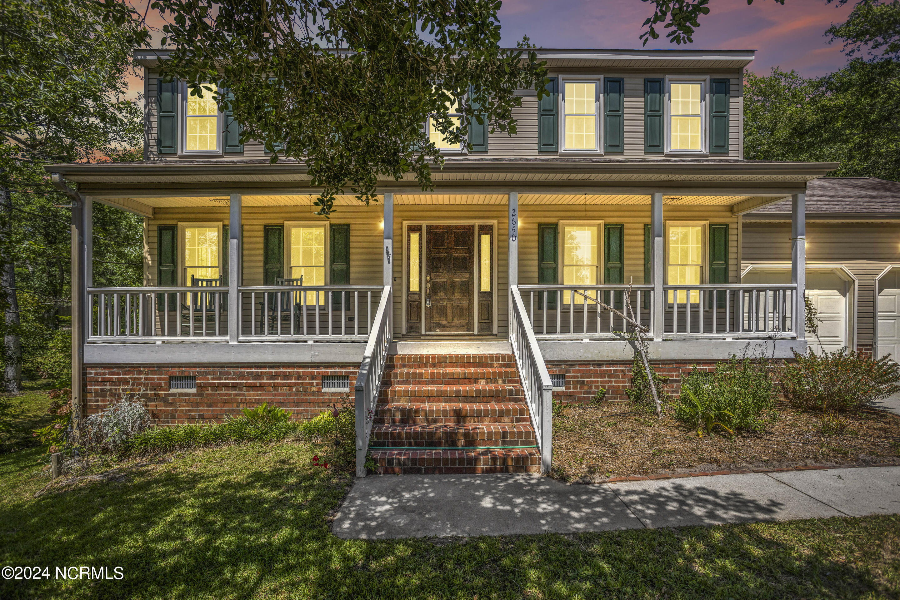 2640 Middle Sound Loop Road