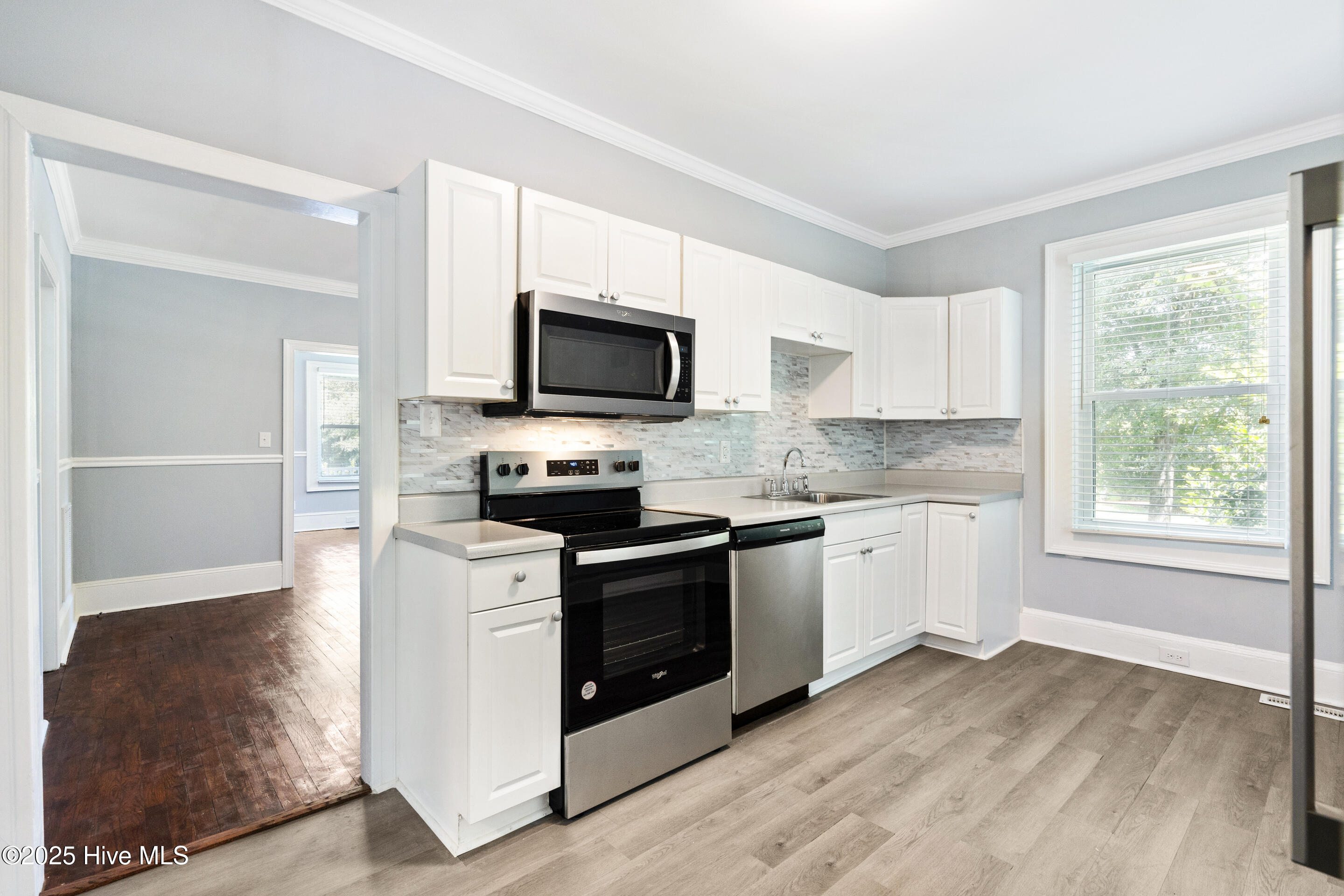 5610 Forest Ave. Avenue