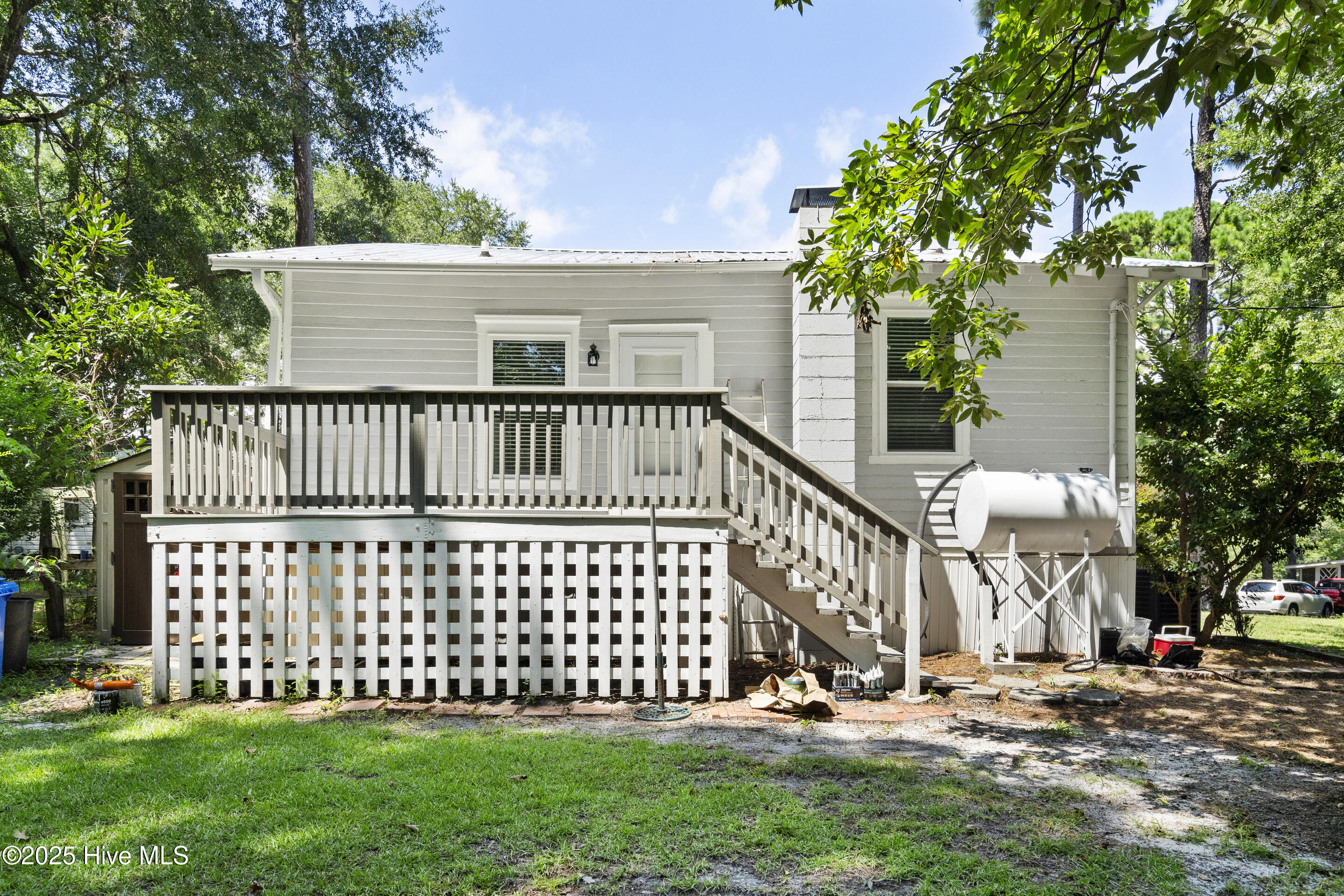 5610 Forest Ave. Avenue