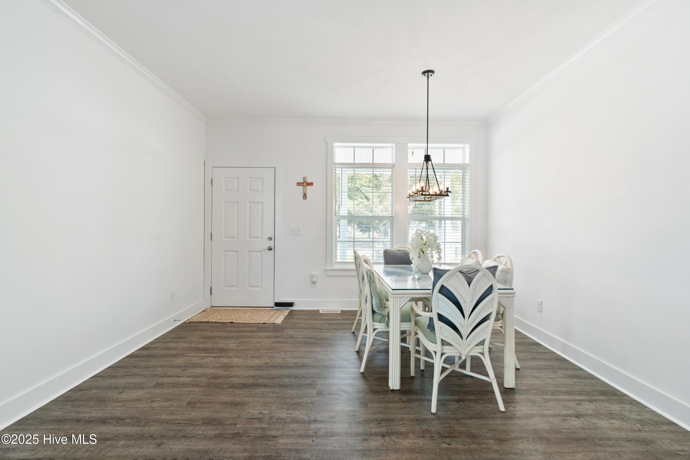 1933 Estate Street SW