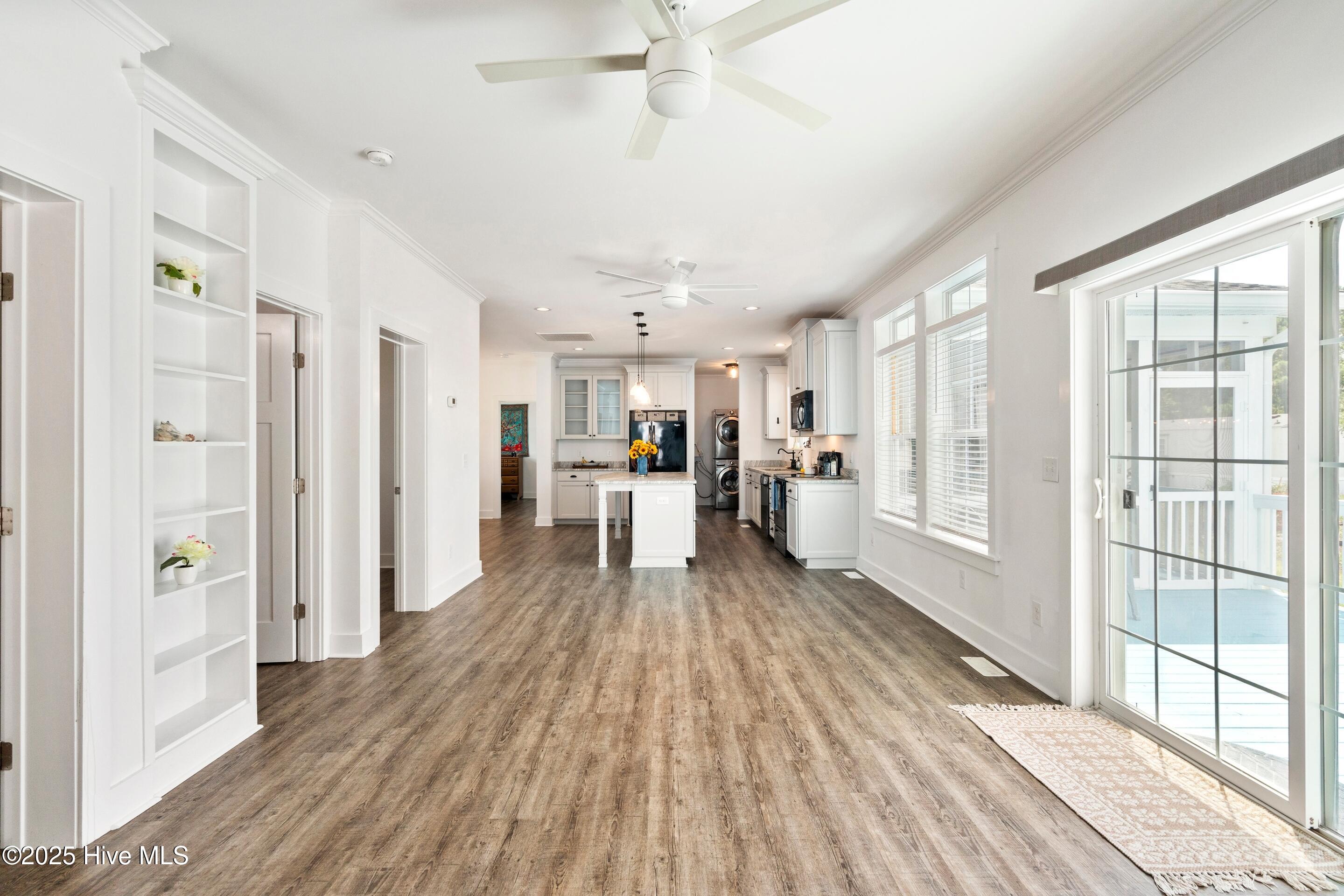 1933 Estate Street SW, Supply