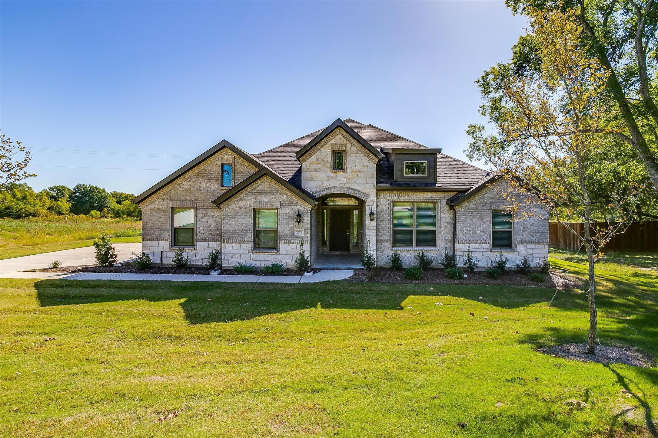 171 Private Road 7017
