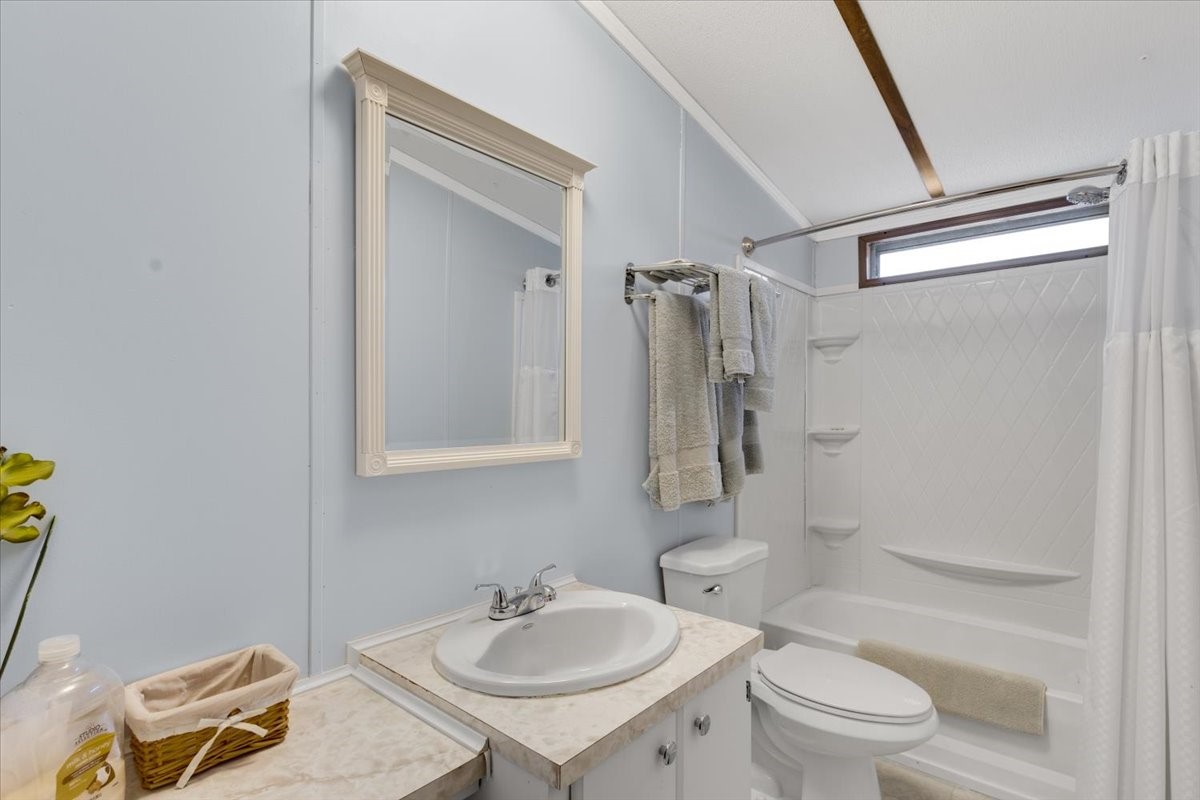 6063 County Road 1411