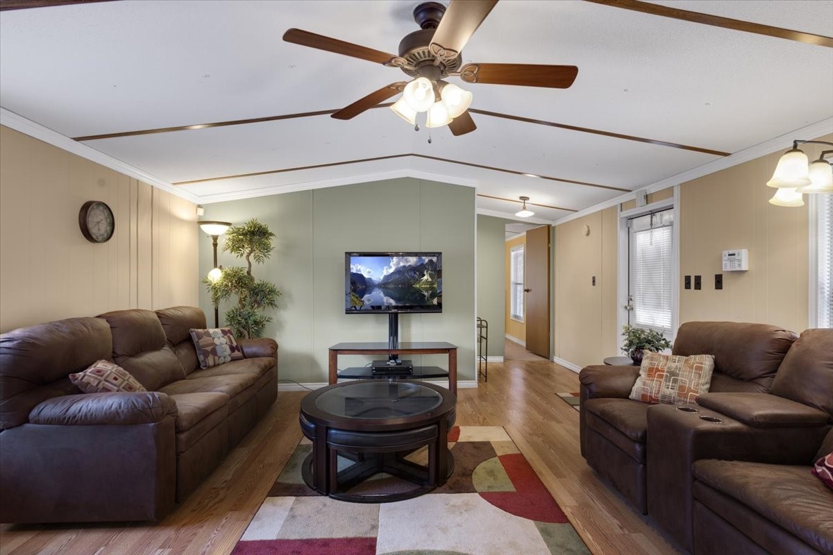 6063 County Road 1411