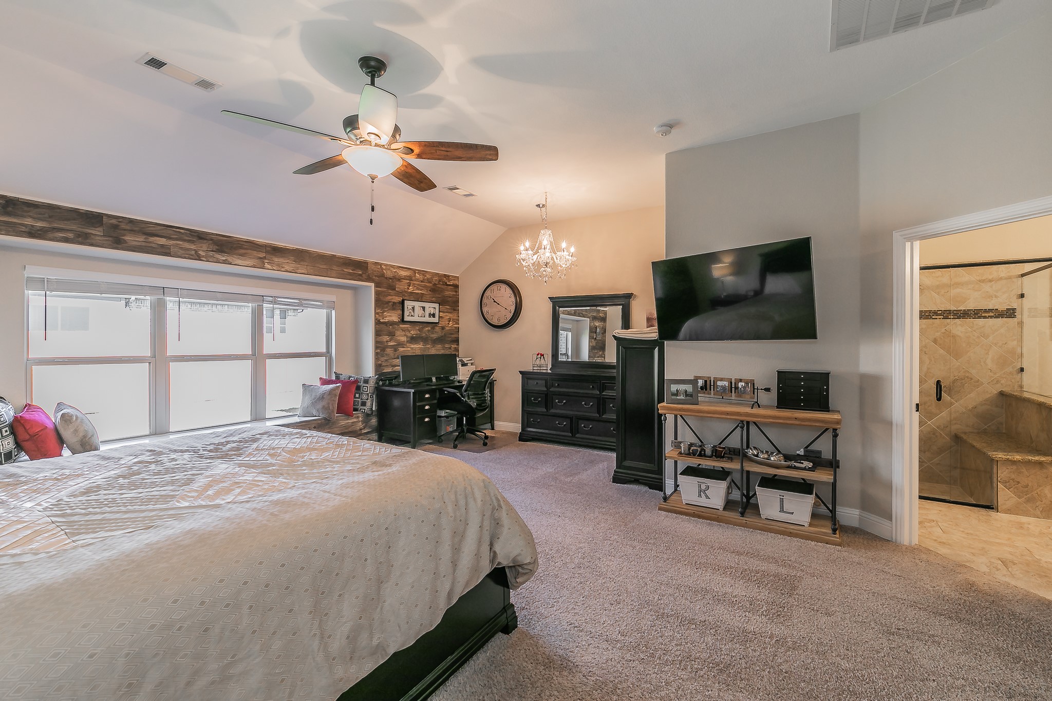1014 Newington Circle