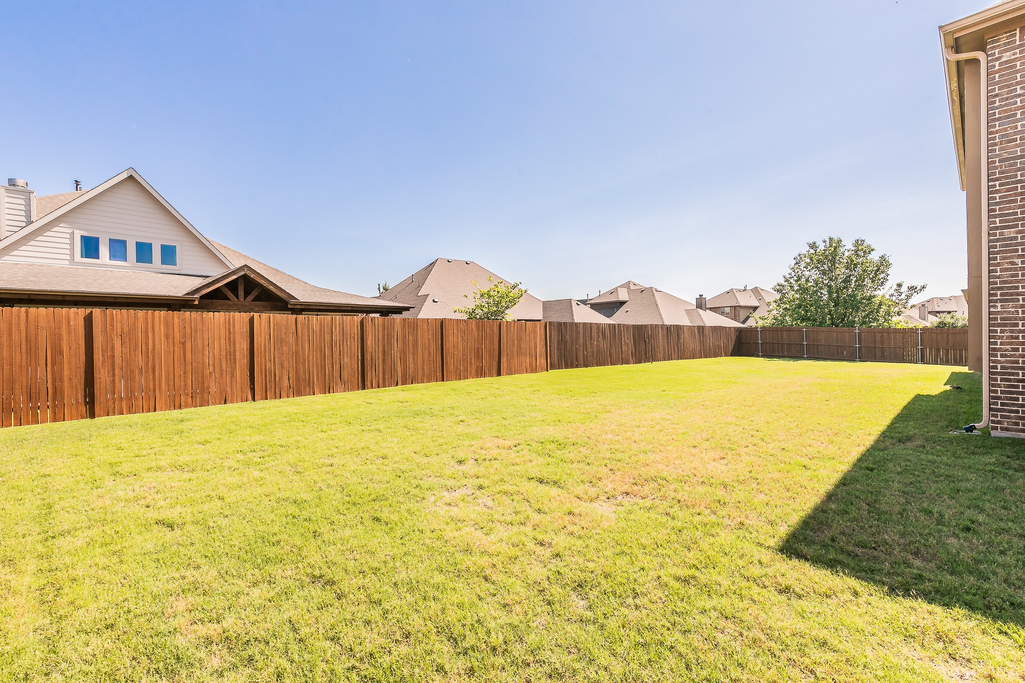 1014 Newington Circle
