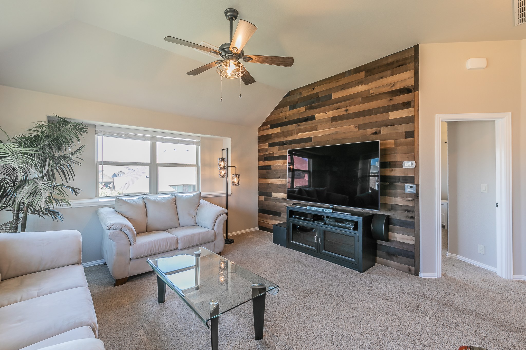 1014 Newington Circle