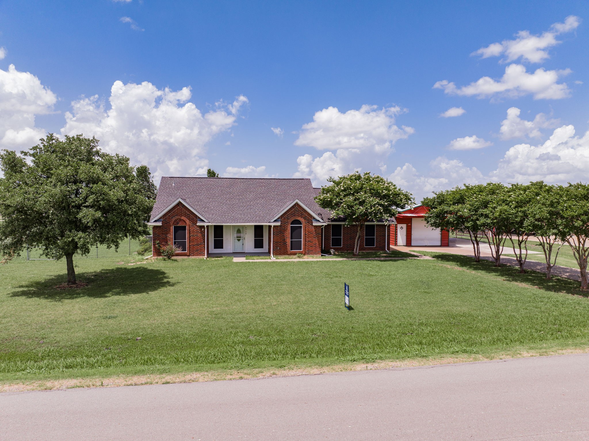 8964 County Road 4116