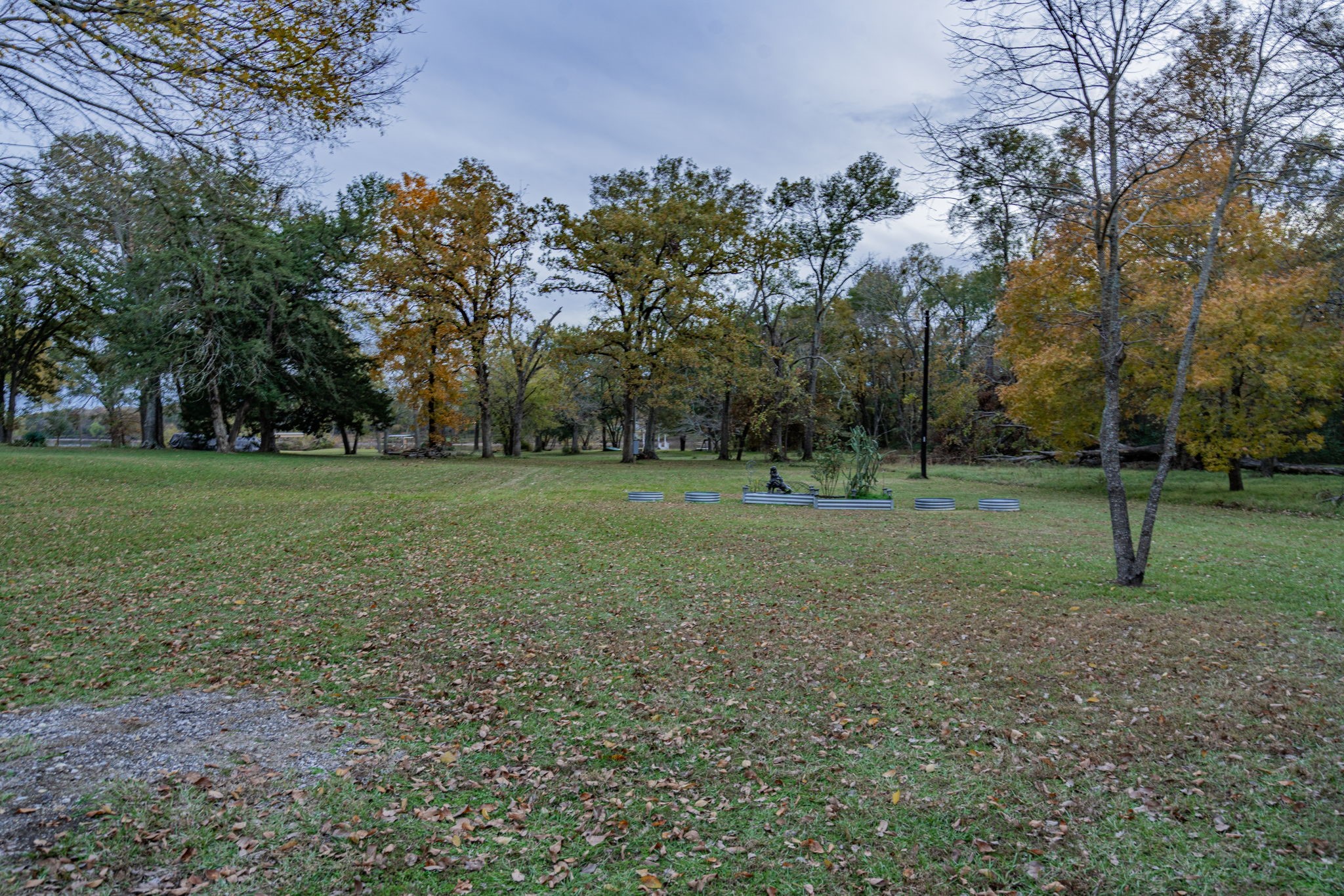 1875 Lake Highland W