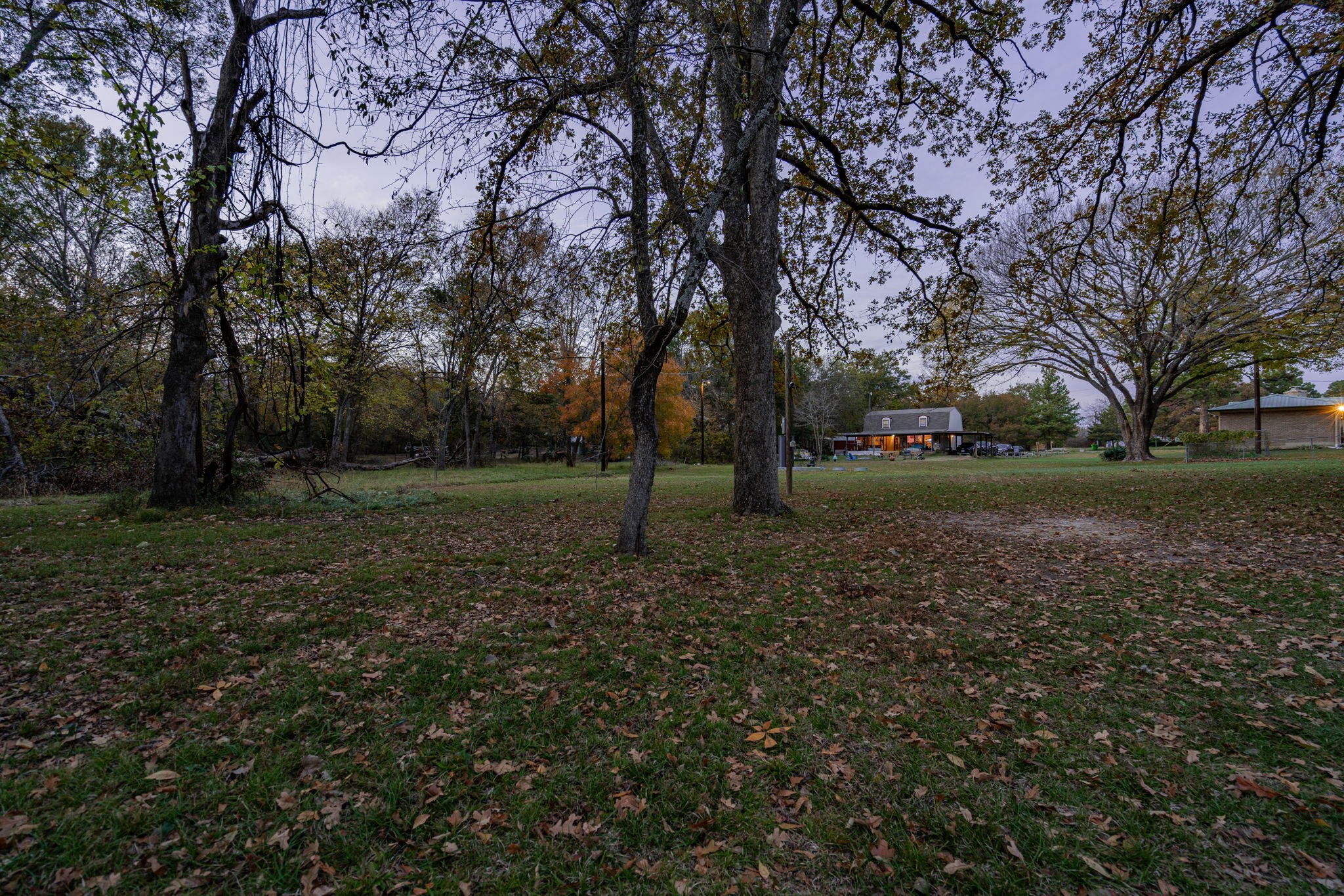 1875 Lake Highland W