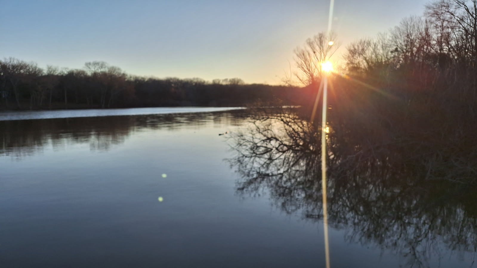 1875 Lake Highland W