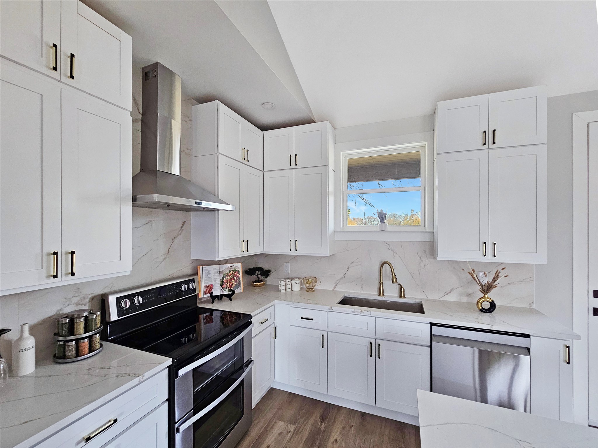 305 Coral Reef Street