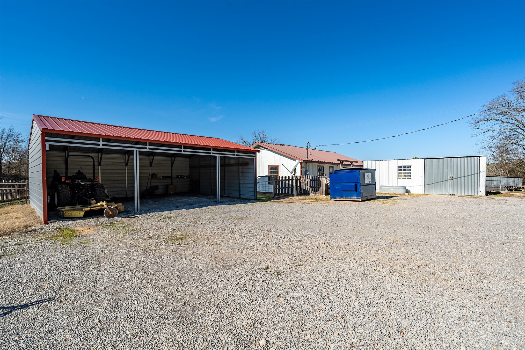 8912 W State Highway 294