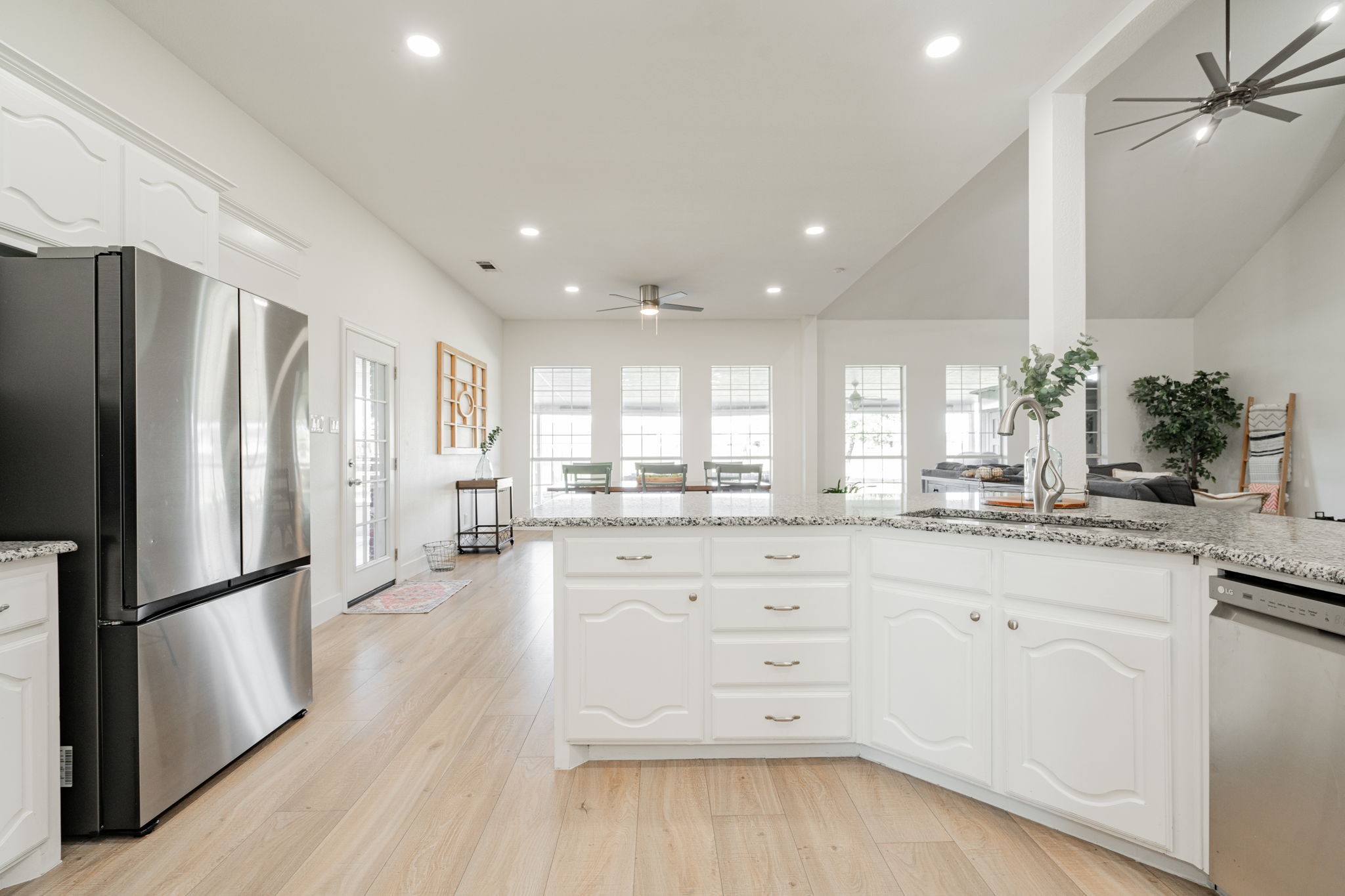 1297 W Secretariat Drive