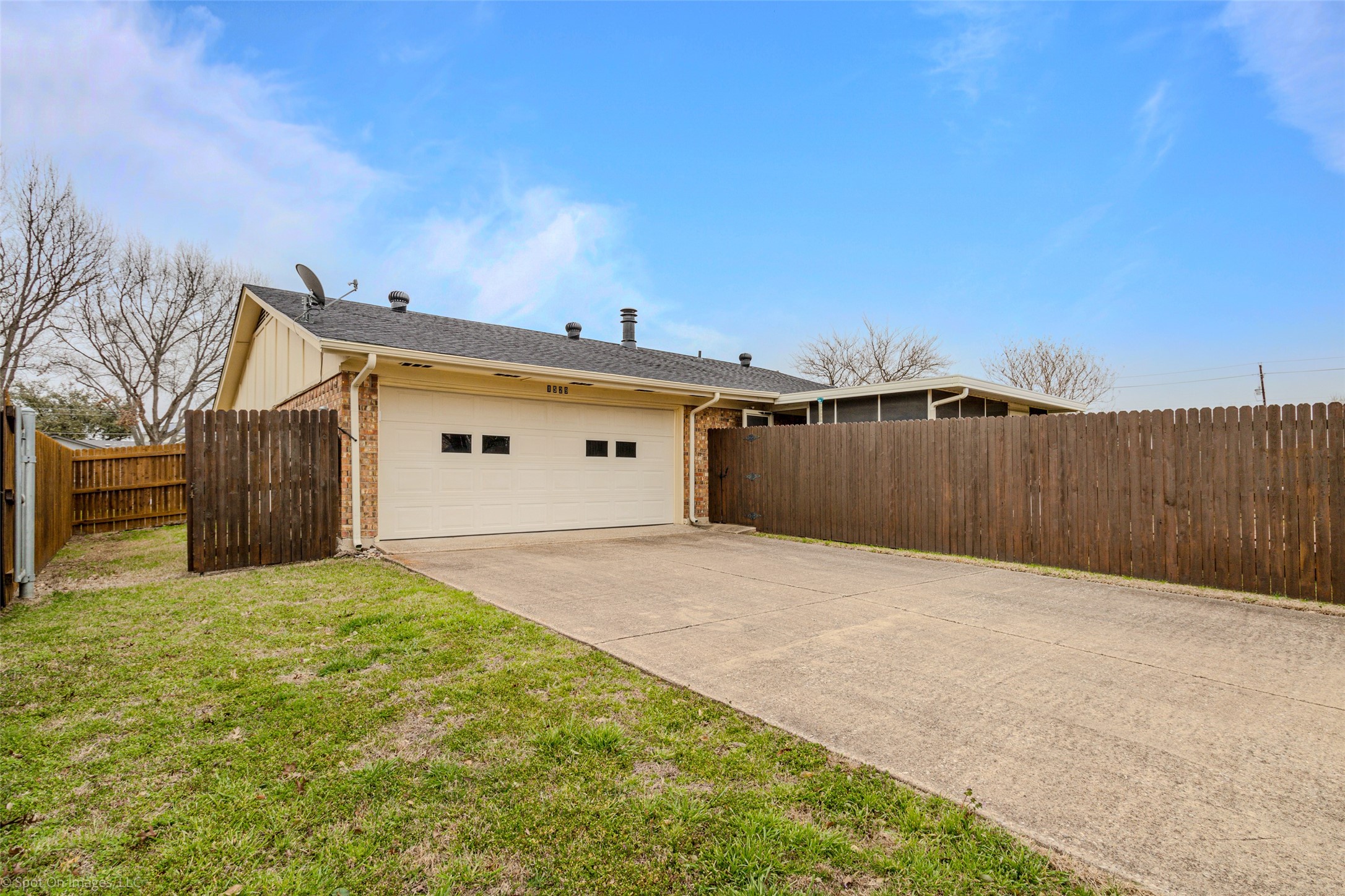 1529 Valley Trail