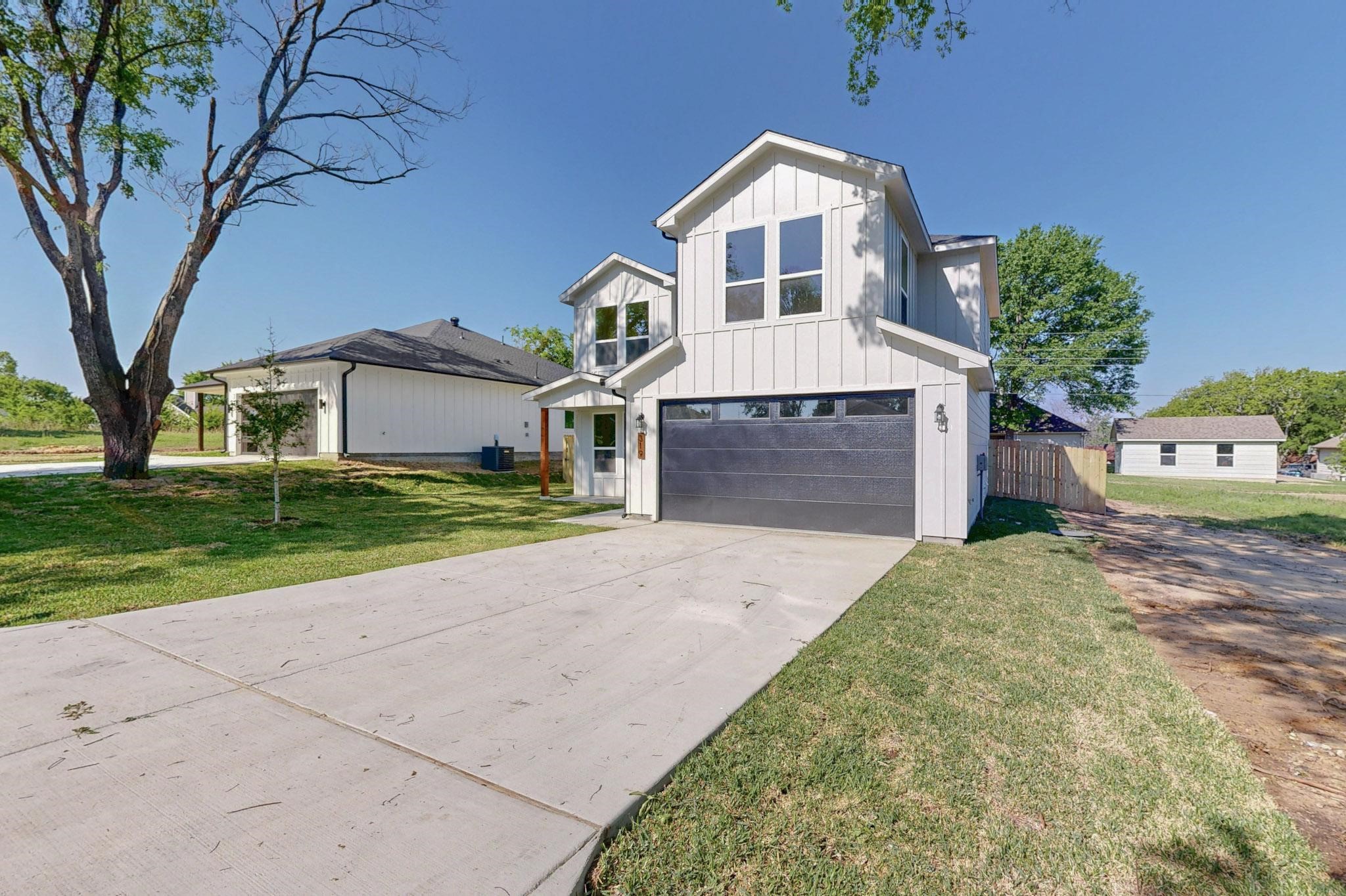 319 Coral Reef Street