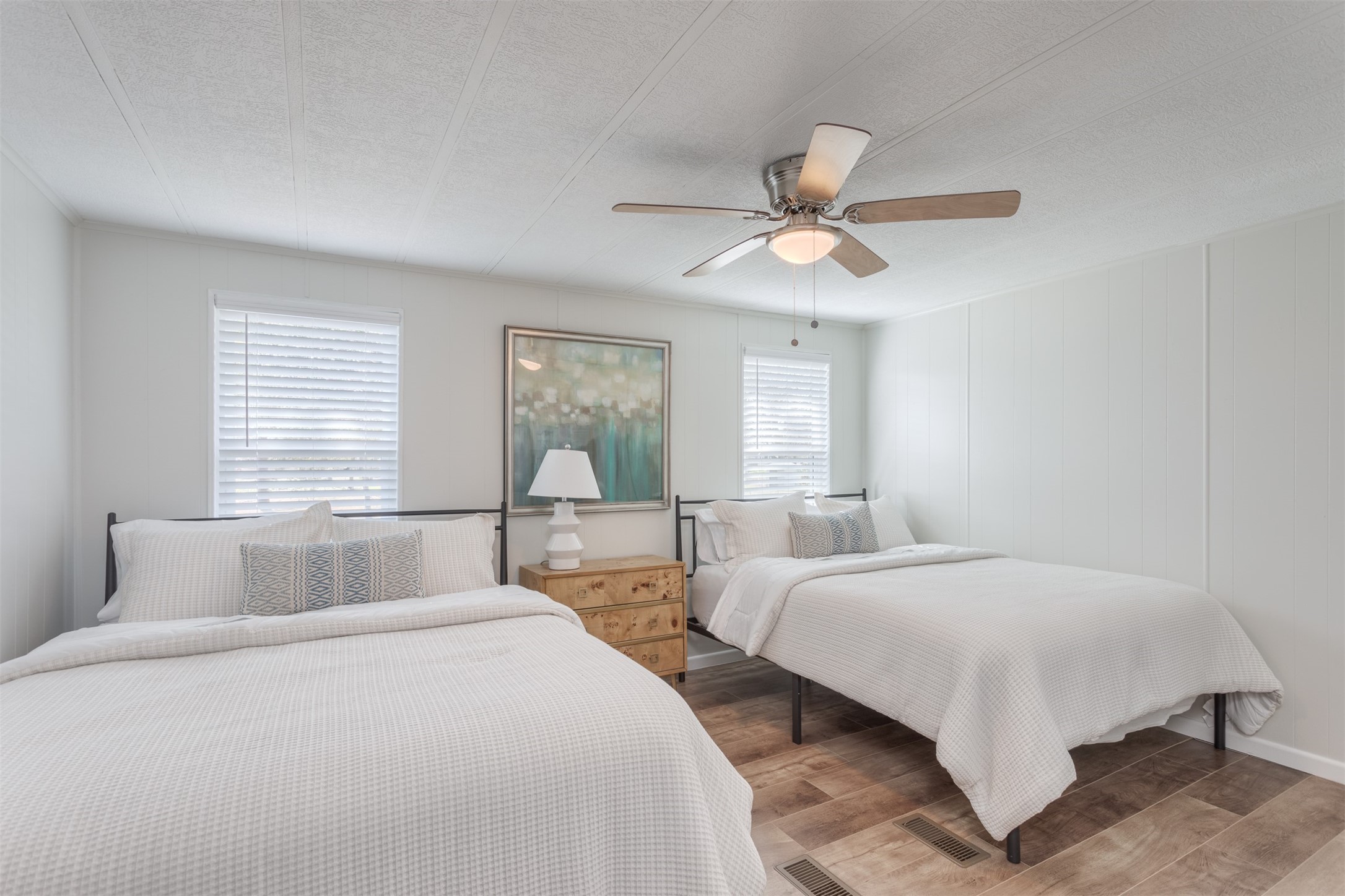 2208 Crestview Circle